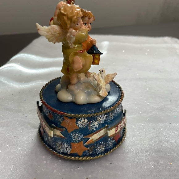 Angel Music Box,VTG Christmas Decor Albert E Price Bellmawr NJ Resin Figurine #4 - Picture 5 of 9